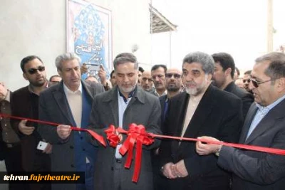 با افتتاح خانه فرهنگ

هنرمندان تئاتر پیشوا صاحب سالن بلک باکس شدند