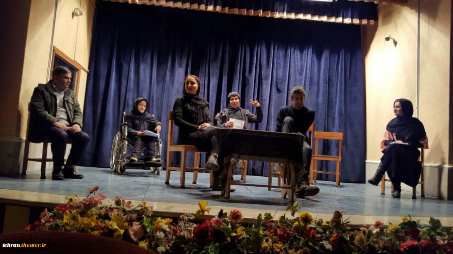 نمایشنامه خوانی