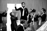 نمایش آدم آدم است