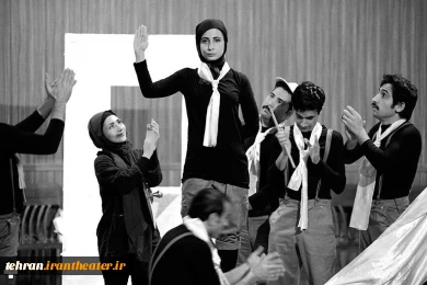 نمایش آدم آدم است