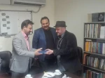 اهدای احکام به اعضای هیئت رئیسه انجمن نمایش استان تهران