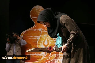تقدیر از رستا رضوی در جشن هفته هنر انقلاب اسلامی
