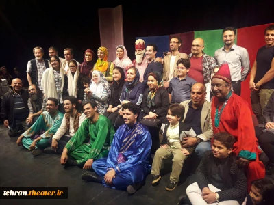 هنرمندان تئاتر انجمن هنرهای نمایشی استان تهران به تماشای«نوروزخوانی» نشستند