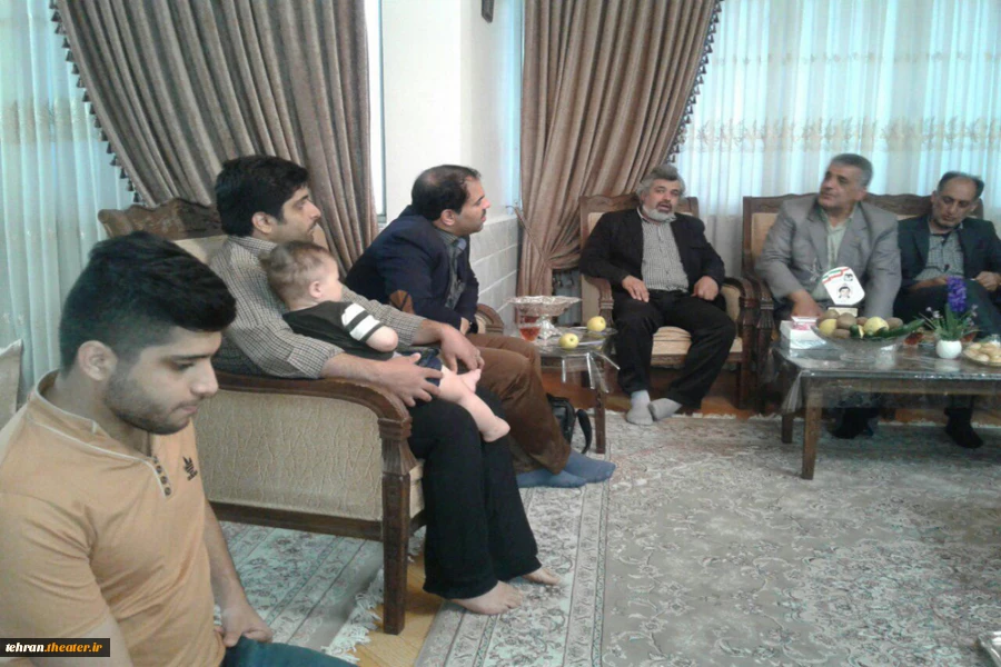دیدار با خانواده هنرمندشهید مختار سالمی