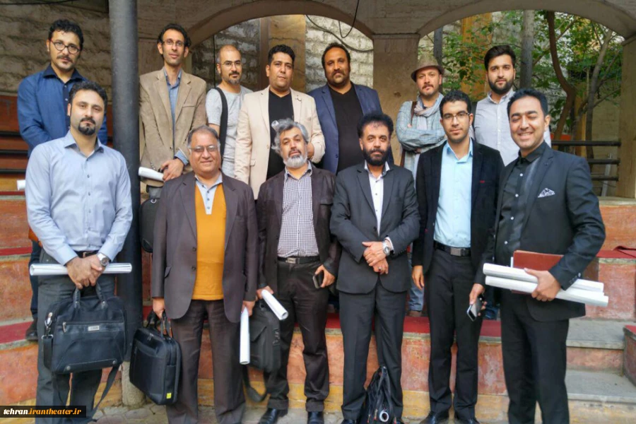 عکس یادگاری مسئولین انجمن هنرهای نمایشی استان تهران در سال96