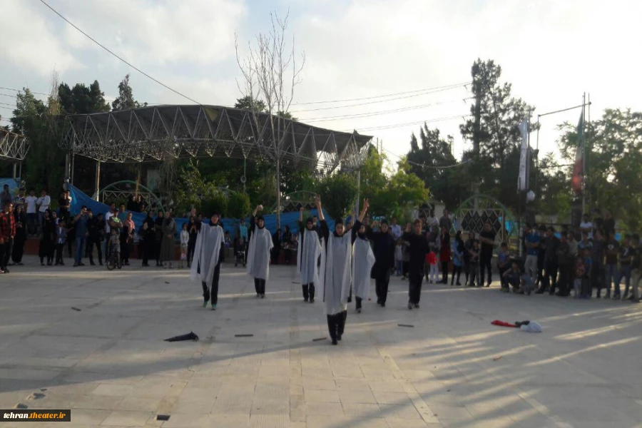 اجرا در یادمان شهدای کمنام شهرستان قرچک