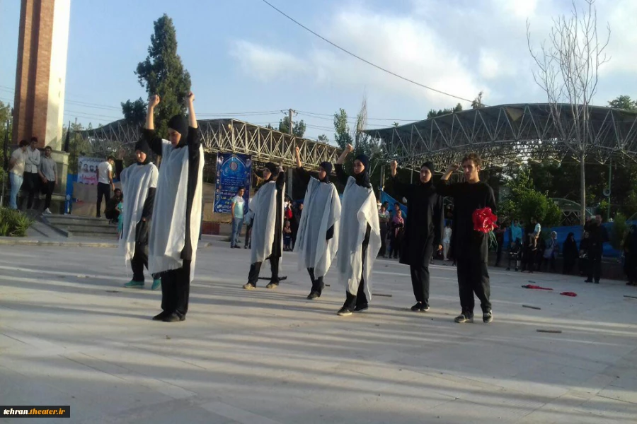 اجرا در یادمان شهدای کمنام شهرستان قرچک