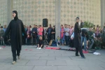 اجرا در محوطه باز تئاترشهر