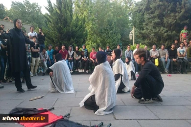 اجرا در محوطه باز تئاترشهر