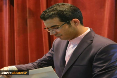 حسین قاسمی ریاست انجمن هنرهای نمایشی پیشوا خبر داد:

برای نخستین بار کلاسهای تخصصی بازیگری تئاتر برگزار می شود