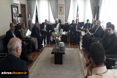 دیدار صمیمی انجمن هنرهای نمایشی شهرستان پیشوا با وزیر فرهنگ و ارشاد اسلامی