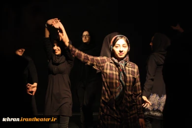 کارگاه بداهه سازی در تئاتر در خانه فرهنگ شیخ جنید پیشوا