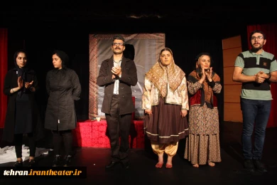 نمایش خواب در فنجان خالی