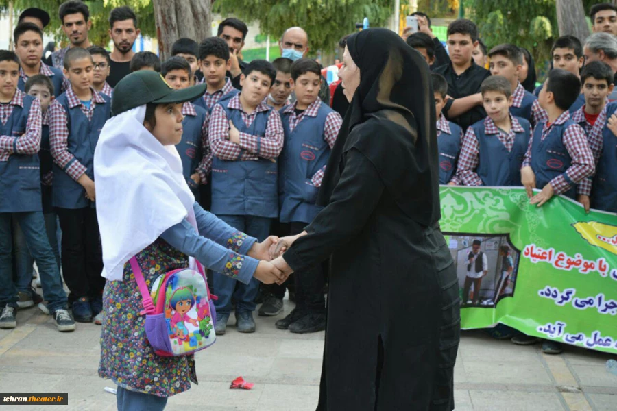 سیگار بدجنس و عنکبوت به نویسندگی و کارگردانی مهتاب گلکار