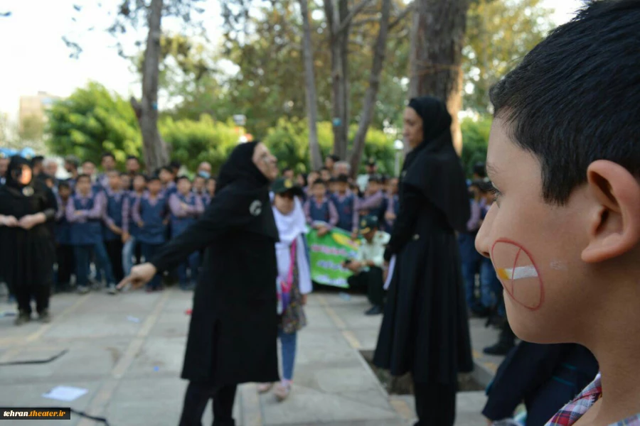 سیگار بدجنس و عنکبوت به نویسندگی و کارگردانی مهتاب گلکار