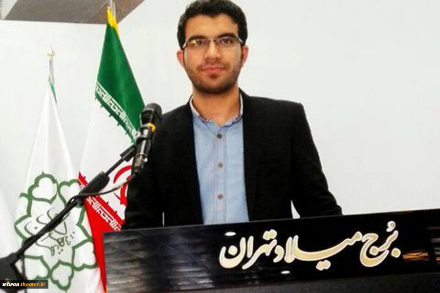 حسین قاسمی کارگردان تئاترپیشوا