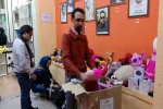 ارسال کمک به کودکان زلزله زده غرب کشور توسط گروه نمایشی وستا