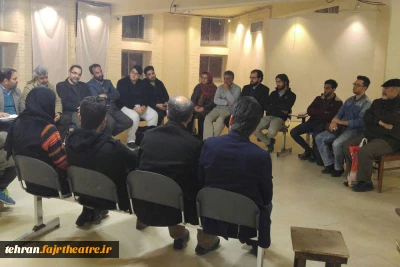 نشست دبیر و ستاد اجرایی سیزدهمین همایش نمایش شهرستان ورامین برگزار شد
