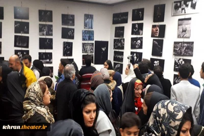 باحضور هنرمندان و مسئولین

نخستین نمایشگاه تخصصی عکس تئاتر استان تهران در دماوند افتتاح شد