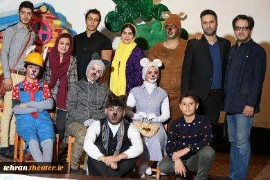 گروه نمایش«غول جنگل سبز»