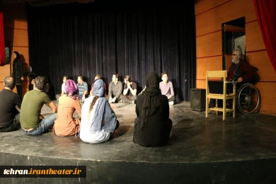 کارگاه یک روزه بازیگری وکارگردانی خلاق در شهرستان ورامین
مدرس : علیرضا کوشک جلالی