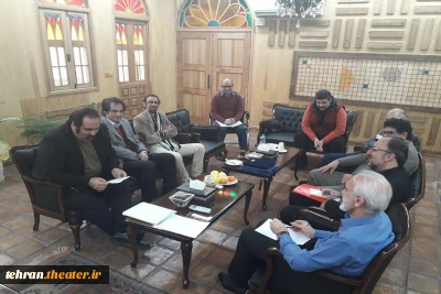 نشست مشترک مدیرکل فرهنگ و ارشاد اسلامی با اعضای هیئت رئیسه جدید انجمن هنرهای نمایشی استان تهران برگزار شد