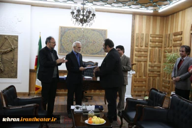 جلسه هیئت رئیسه جدید انجمن هنرهای نمایشی استان تهران با با مدیر کل فرهنگ و ارشاد اسلامی استان تهران