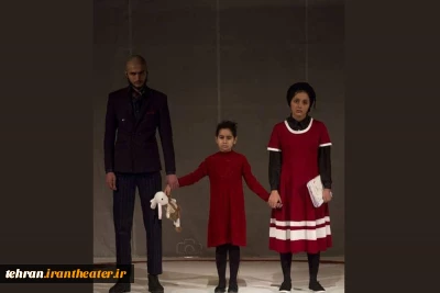گذری بر اجرای نمایش «من باب مرگ» کاری از گروه نمایش عدم در دماوند

اجرای اینگونه نمایش‌ها جسورانه و قابل احترام است