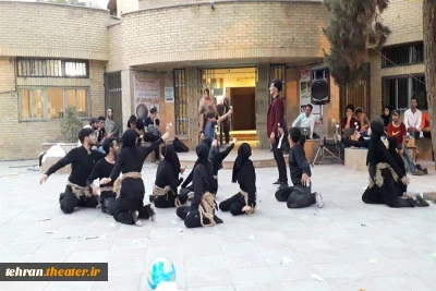 نمایش خیابانی « اشرف مخلوقات ؟!» در ورامین اجرا شد