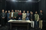 هیئت رئیسه انجمن هنرهای نمایشی استان تهران پای درد و دل هنرمندان تئاتر پیشوا نشستند 2