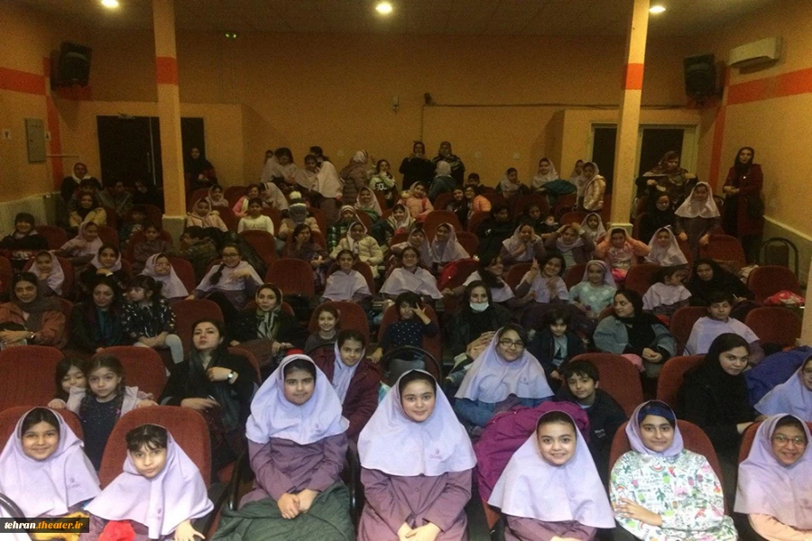 استقبال خوب تماشاگران ازنمایش شاد و موزیکال «خاله سوسکه» در ملارد 2