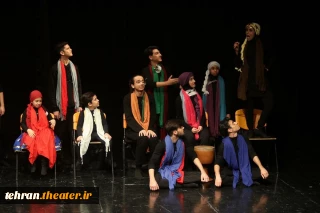 نگاهی به نمایش عروسی بانو گشسب به بهانه اجرا در بیست و پنجمین جشنواره تئاتر استان تهران

دلتنگ مثل ما، سرمست مثل آنها