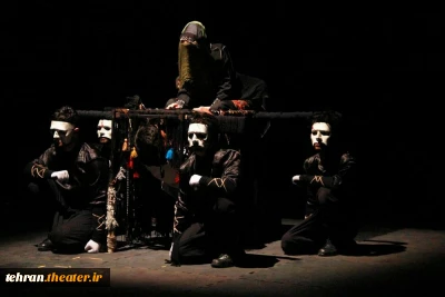 نقدی بر نمایش بهرام چوبینه به بهانه حضور در بیست و پنجمین جشنواره تئاتر استان تهران

بهرامی که خسته بود و خسته شد