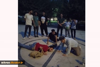 نمایش خیابانی مین در اسلامشهر اجرا شد