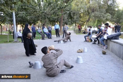 پوتین ها در شهرری محوطه باز تئاترشهر اجرا شد
