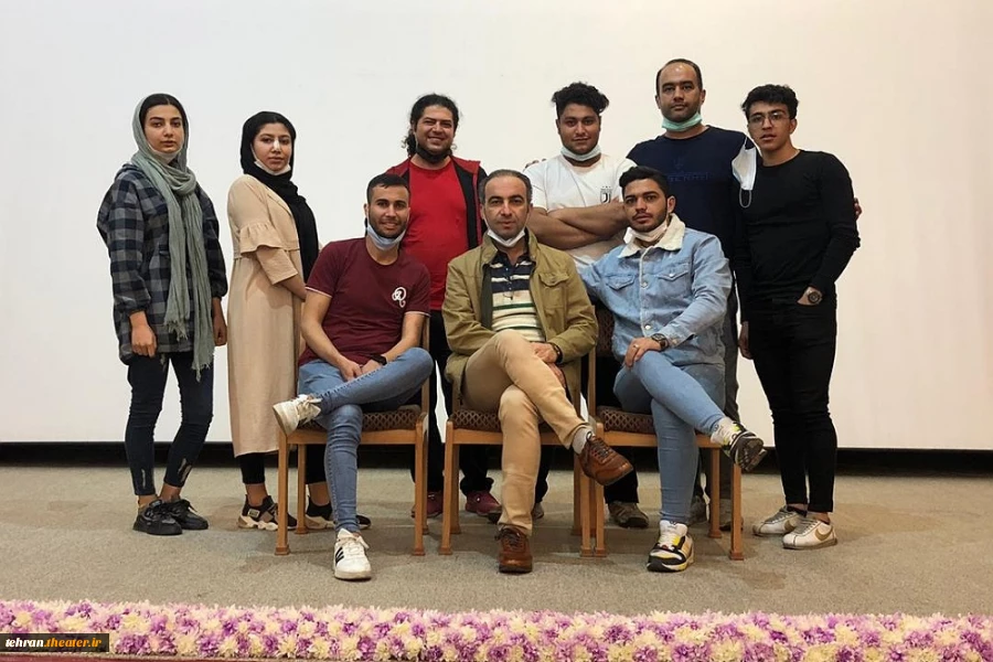 نمایش دوست من عمو بیلی در فرهنگسرای مهر و ماه آغاز شد 2