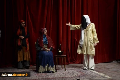بازبینی های روز نخست بیست و ششمین جشنواره تئاتراستان تهران