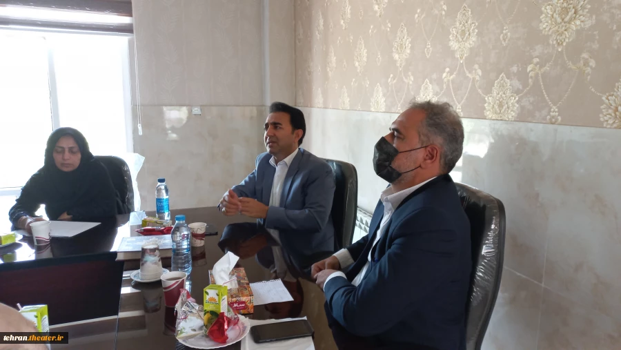 نشست هم‌اندیشی تئاتر شهرری برگزار شد 2