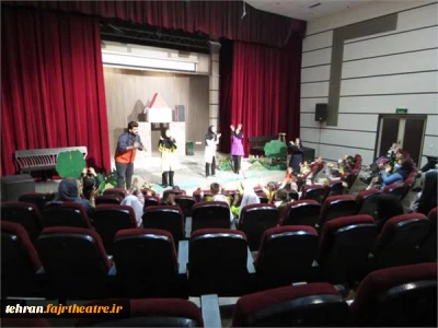 نمایش کودکانه «شمع گل پروانه» درشهرستان بهارستان به صحنه رفت