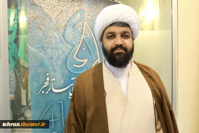 امام‌جمعه پیشوا به تماشای نمایش «پهلوان قلیچ» در سنگلج نشست

حجت‌الاسلام روح‌الله باقری: دولت باید تئاتر را در سبد خانواده‌ها قرار دهد