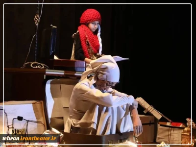 داوری آثار راه یافته به مرحله نهایی دومین جشنواره نمایشنامه خوانی شهریار