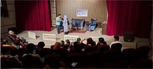 نمایش زندانی خیابان سوم به کارگردانی علی کاویانی 3
