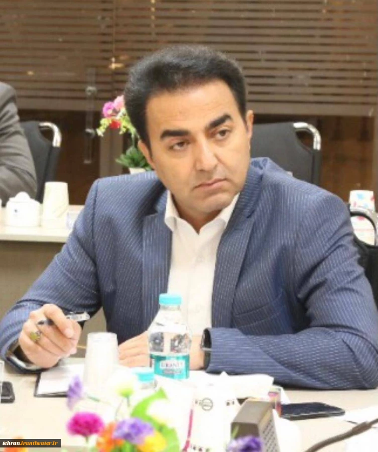 انتصاب مهدی اکبری‌زاده به عنوان دبیر بیست و هشتمین جشنواره تئاتر استان تهران 2