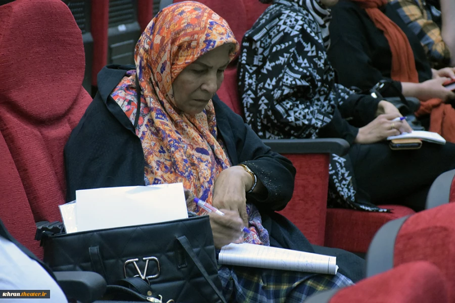 کارگاه «دیداری کردن جهان متن» با حضور لیلی عاج