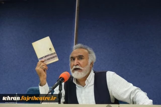 حمیرضا نعیمی در کارگاه انتقال تجربه «پیش درآمدی برکارگردانی» مطرح کرد:

زیستن بزرگترین آموزگار در کارگردانی است