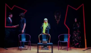 نمایش «زندگی من» در رودهن روی صحنه رفت