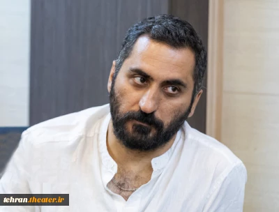 در جستجوی خوشبختی

مهمان ِ تئاتر