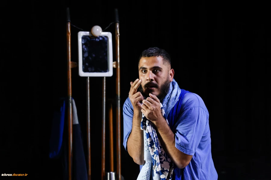 گزارش تصویری نمایش «شال ساده آبی»