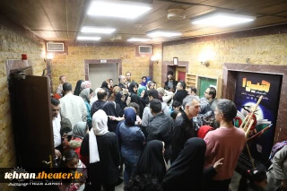 در سومین روز جشنواره تئاتر استان تهران چه گذشت

گرمای حضور تماشاگران در خنکای پاییز