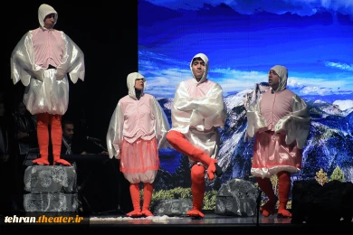 نمایش«نقرآبی»